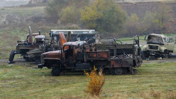 Haut-Karabakh: chars brûlés, obus non explosés, maisons détruites

 - Sputnik Afrique