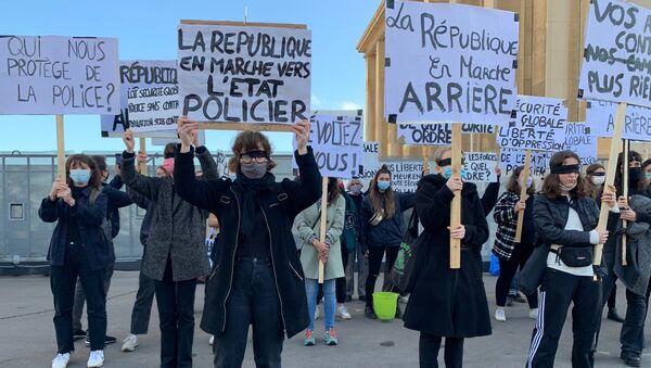Manifestation contre la loi sur la sécurité globale à Paris - Sputnik Afrique