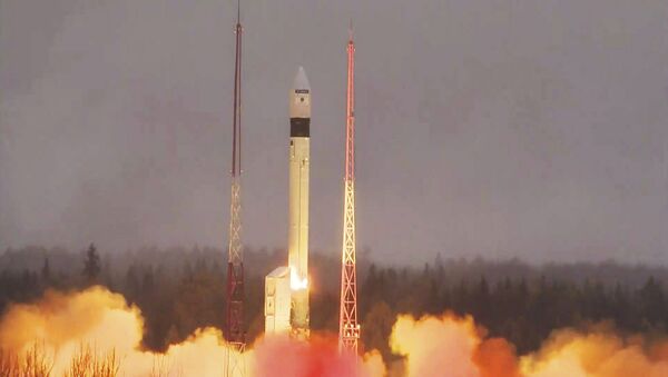 Le satellite d’observation de la Terre, Sentinel-5P, décolle du cosmodrome de Plessetsk en Russie, le 13 octobre 2017 - Sputnik Afrique