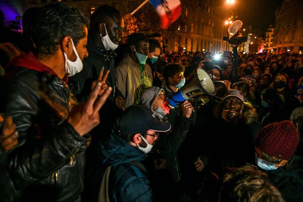 Paris: protestations contre l’évacuation du camp de réfugiés

 - Sputnik Afrique