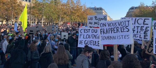 Nouvelle manifestation à Paris contre la loi Sécurité globale, le 28 novembre 2020 Nouvelle manifestation à Paris contre la loi Sécurité globale, le 28 novembre 2020 - Sputnik Afrique
