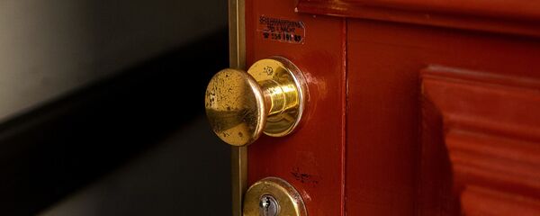 Une porte - Sputnik Afrique