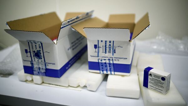 Des boîtes de vaccins Spoutnik V (GamCovidVac) au Centre Gamaleïa de Moscou - Sputnik Afrique