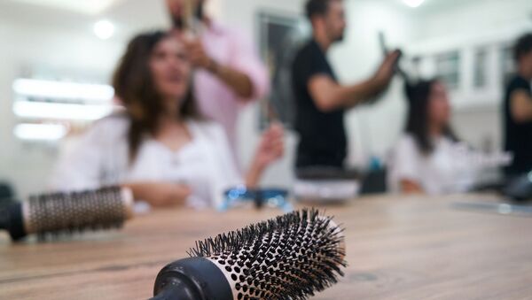 Un salon de coiffure - Sputnik Afrique
