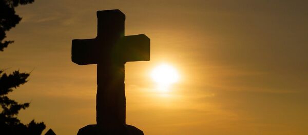 Une croix - Sputnik Afrique