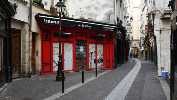 Un restaurant fermé à Paris lors de la crise sanitaire du Covid-19 (archive photo) - Sputnik Afrique