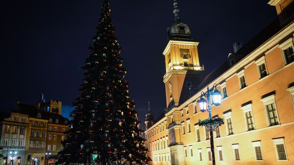 Varsovie, capitale de la Pologne, pendant les fêtes de fin d'année - Sputnik Afrique