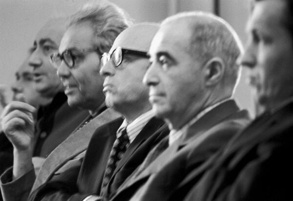 Le dernier créateur de la bombe nucléaire soviétique décède à l’âge de 102 ans - Sputnik Afrique