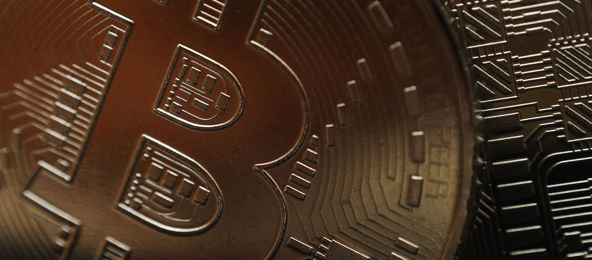 Le bitcoin - Sputnik Afrique, 1920, 28.03.2021