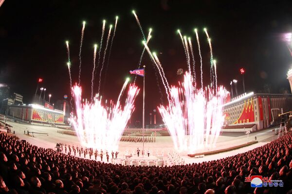 Grand défilé militaire à Pyongyang

 - Sputnik Afrique