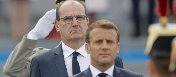 Emmanuel Macron et le Premier ministre Jean Castex lors de la Fête nationale du 14 juillet 2020 - Sputnik Afrique