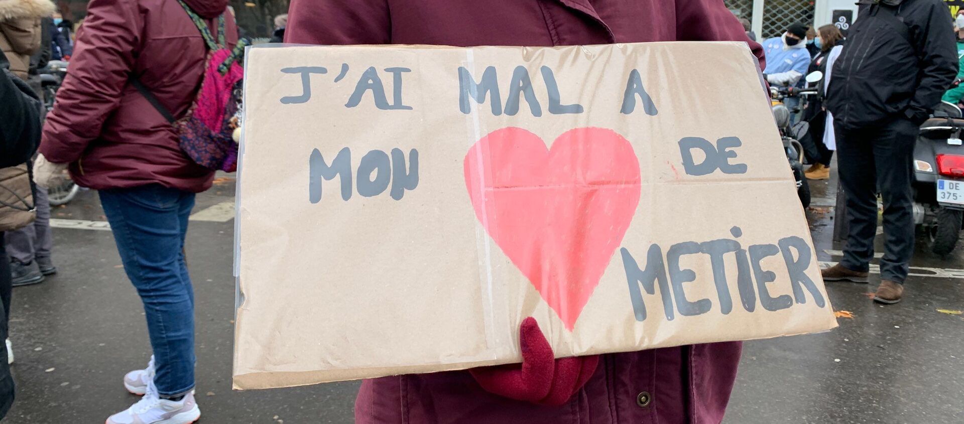 Manifestation des soignants à Paris à côté du ministère de la Santé, le 21 janvier 2021 - Sputnik Afrique, 1920, 21.01.2021
