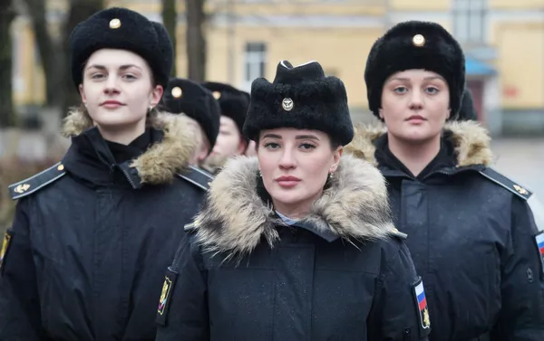 L'armée au féminin
L'armée au féminin