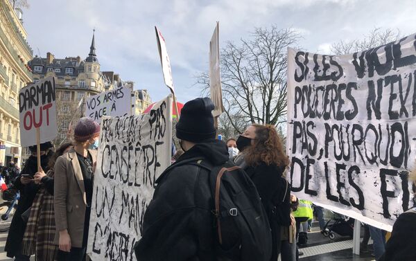 Une nouvelle manifestation contre la loi Sécurité globale se tient à Paris le 30 janvier - Sputnik Afrique