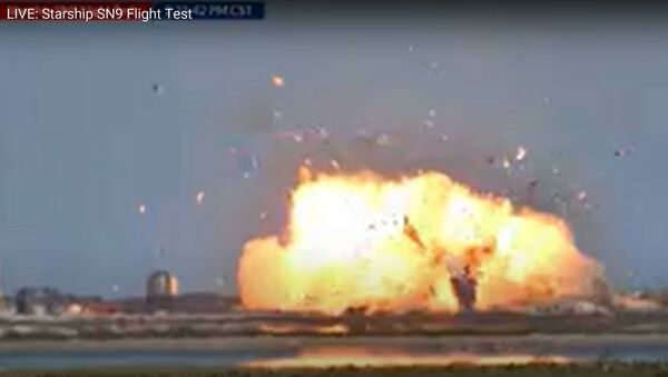 Le prototype Starship de SpaceX explose à l'atterrissage - Sputnik Afrique