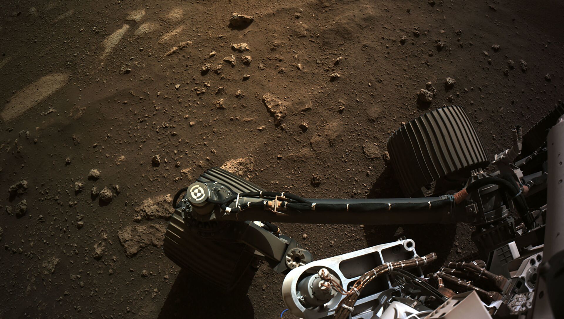 Le rover Perseverance sur Mars  - Sputnik Afrique, 1920, 08.09.2021