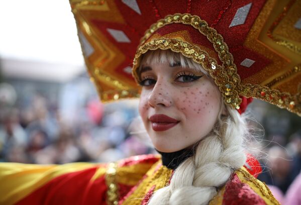 Maslenitsa, le grand carnaval orthodoxe, en Russie
 - Sputnik Afrique