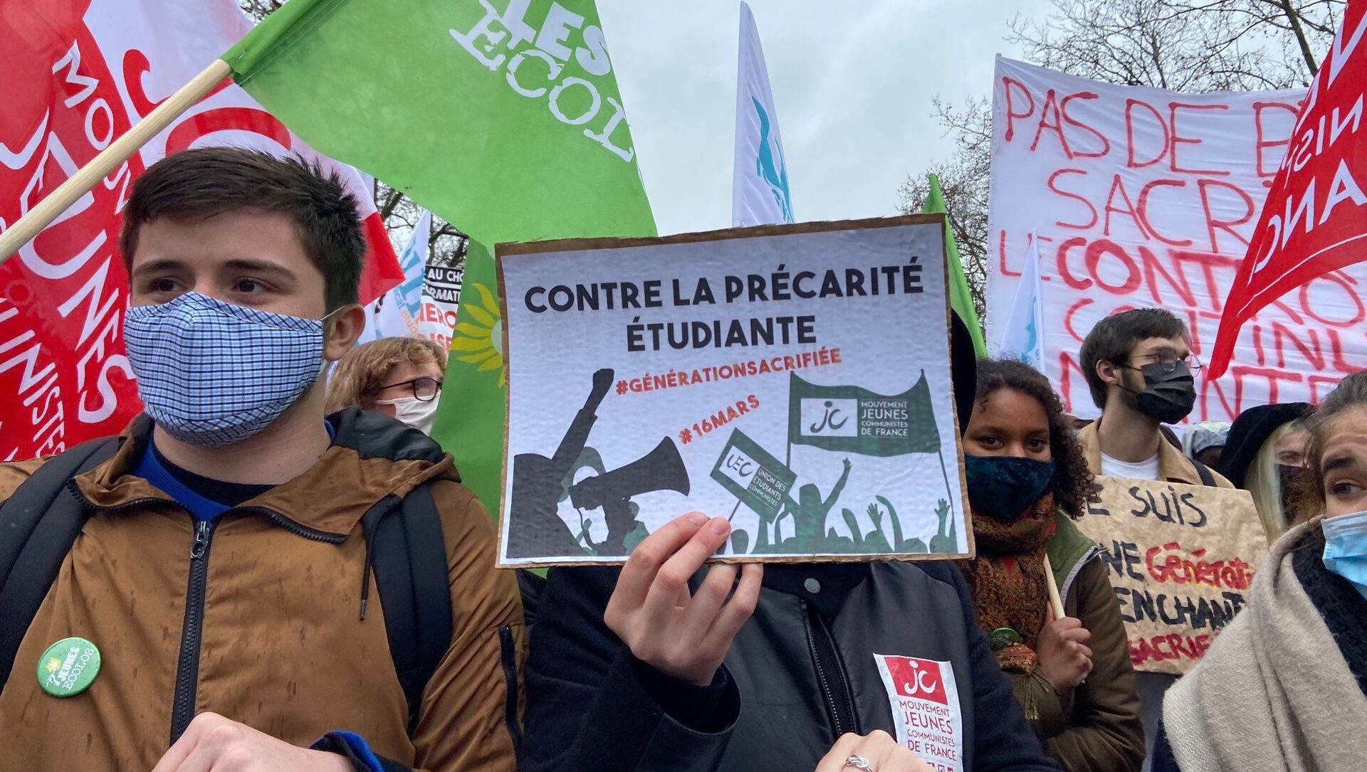 Manifestation étudiante contre la précarité à Paris - Sputnik Afrique, 1920, 16.03.2021