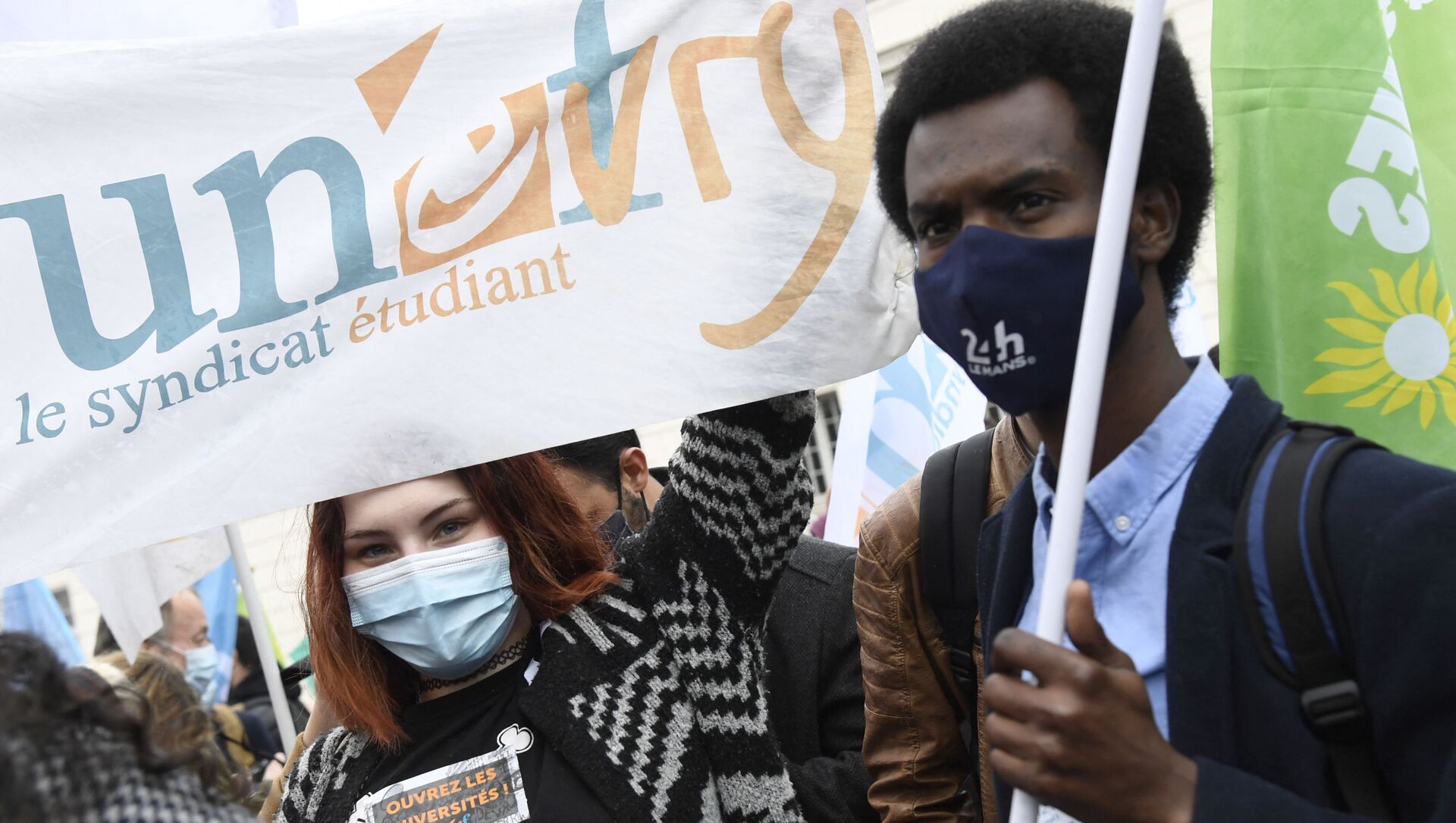 Manifestation de l'Union nationale des étudiants de France (UNEF) contre la précarité étudiante en raison de la crise sanitaire liée à l'épidémie de Covid-19, mars 2021 - Sputnik Afrique, 1920, 19.03.2021