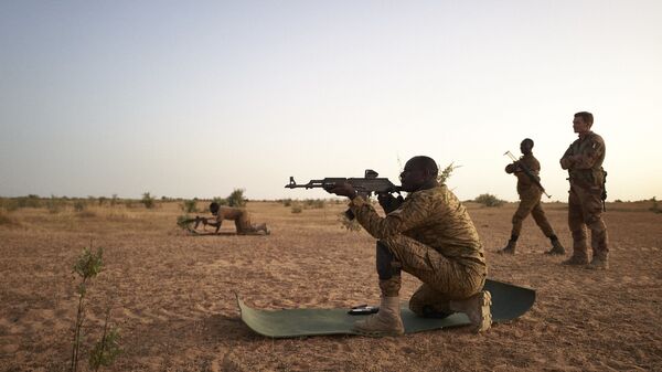 Entraînement de soldats des pays issus du G5-Sahel - Sputnik Afrique