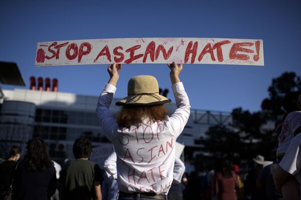 Stop Asian Hate: les manifestations des communautés asiatiques aux USA

 - Sputnik Afrique