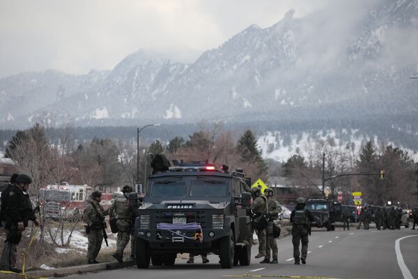 Fusillade dans le Colorado: dix personnes tuées, dont un policier

 - Sputnik Afrique