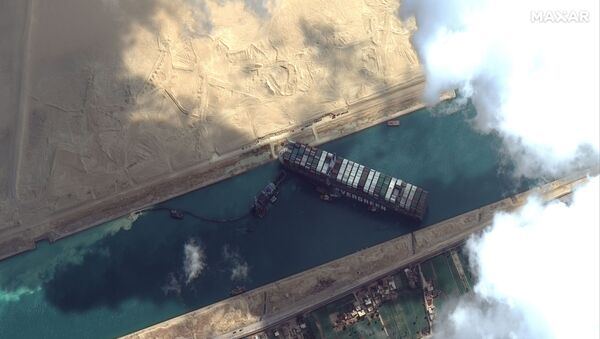 Le porte-conteneurs Ever Given bloque le canal de Suez (archive photo) - Sputnik Afrique