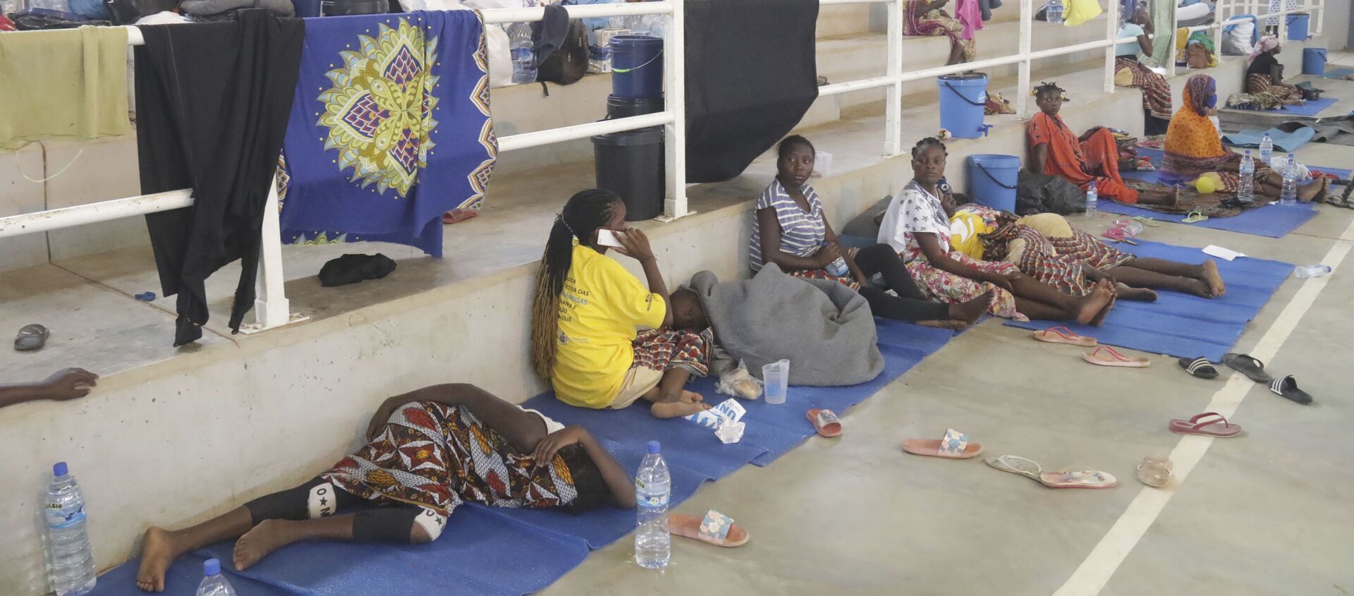 Des réfugiés trouvent abri dans un centre à Afungi, au Mozambique, après avoir fui les attaques à Palma dans le nord du pays, le 2 avril 2021 - Sputnik Afrique, 1920, 09.04.2021