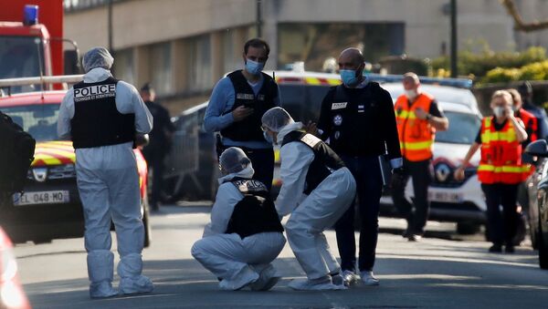 Policiers à Rambouillet après l'attentat au couteau contre la policière Stéphanie M., 23 avril 2021 - Sputnik Afrique