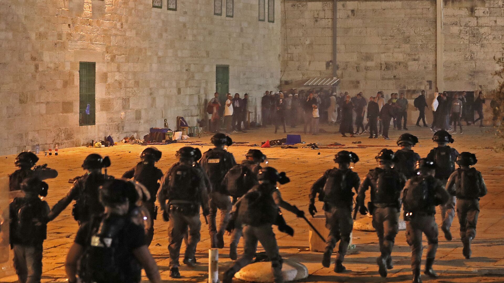 heurts entre Palestiniens et police israélienne à Jérusalem - Sputnik Afrique, 1920, 08.05.2021