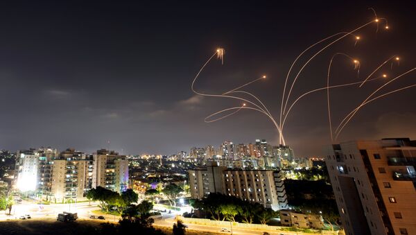 Le drone de fer israélien intercepte les roquettes lancées depuis la bande de Gaza, Israël, 10 mai 2021 - Sputnik Afrique