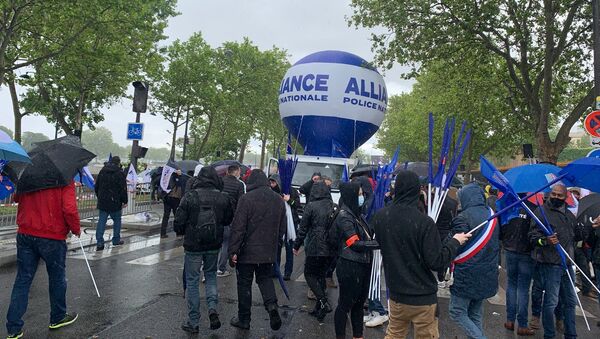 Manifestation des policiers devant l'Assemblée nationale à Paris, le 19 mai 2021 - Sputnik Afrique
