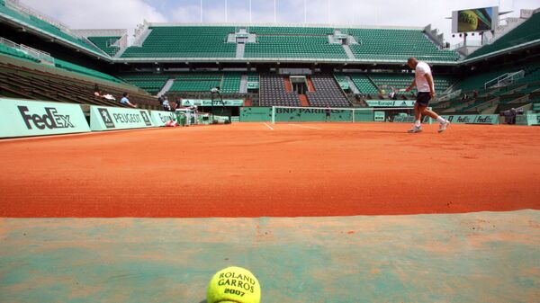 Un court de tennis à Roland-Garros (Photo de JACQUES DEMARTHON / AFP) - Sputnik Afrique