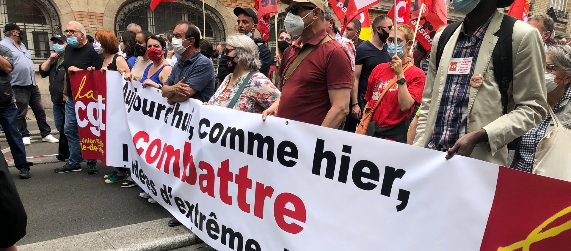 «Une marche des libertés» pour «combattre les idées d’extrême droite» se tient à Paris, le 12 juin 2021 - Sputnik Afrique, 1920, 12.06.2021