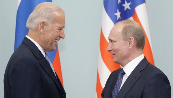 Joseph Biden et Vladimir Poutine - Sputnik Afrique