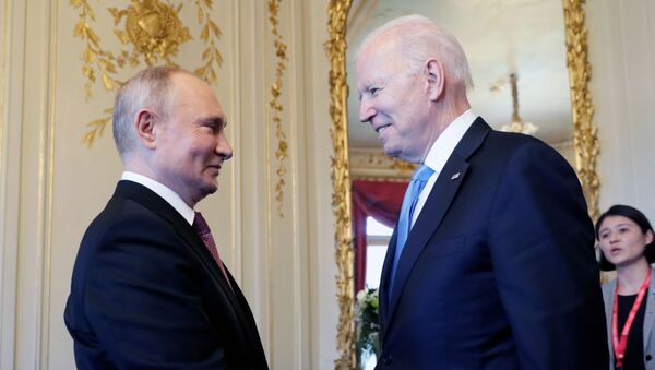 Poutine et Biden lors de leur rencontre à Genève, le16 juin 2021 - Sputnik Afrique