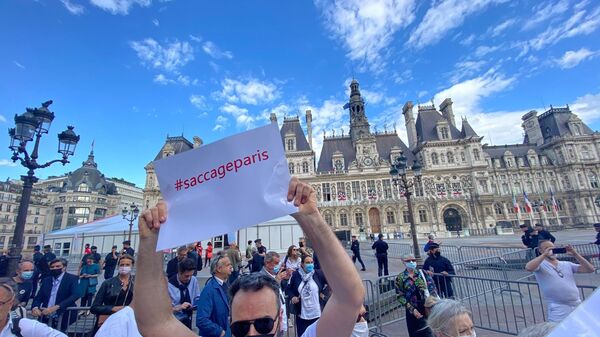 Saccage Paris: Des manifestants se sont rassemblés sur le parvis de l’Hôtel de Ville de Paris, 6 juillet 2021 - Sputnik Afrique
