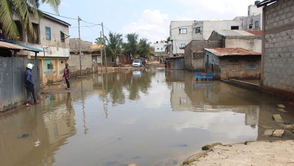 Une rue de Lomé envahie par l'eau - Sputnik Afrique