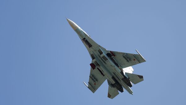 Ces nouveaux avions de chasse Su-27 intègrent l'armée russe