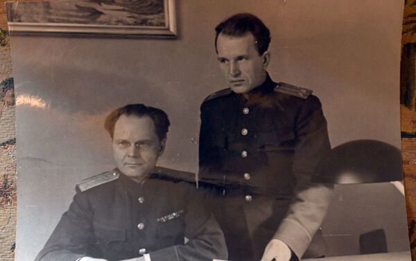 Membre soviétique du Tribunal, le général de justice Iona Nikitchenko et son adjoint, le colonel Alexandre Voltchkov - Sputnik Afrique