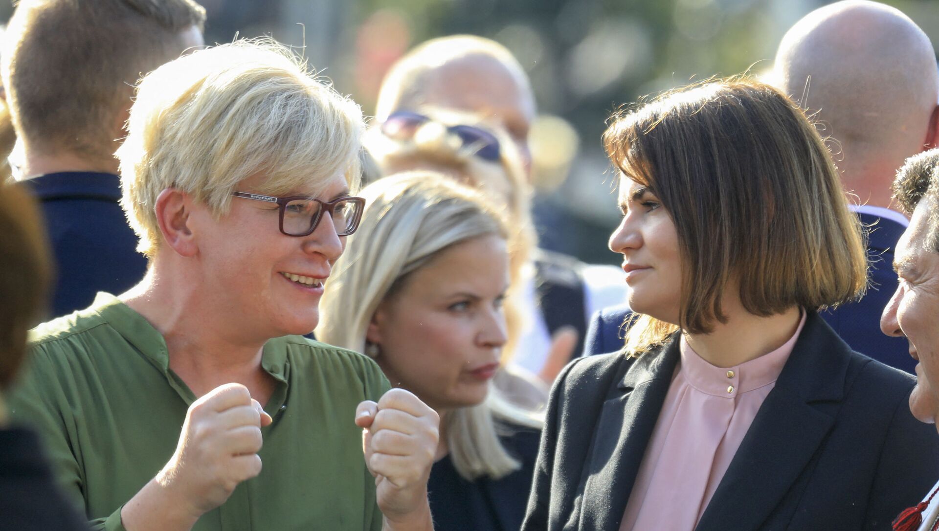 L’opposante biélorusse Svetlana Tikhanovskaya (à droite) et la Première ministre lituanienne Ingrida Simonyte (à gauche) lors d’une manifestation à Vilnius le 9 août 2021. - Sputnik Afrique, 1920, 11.08.2021