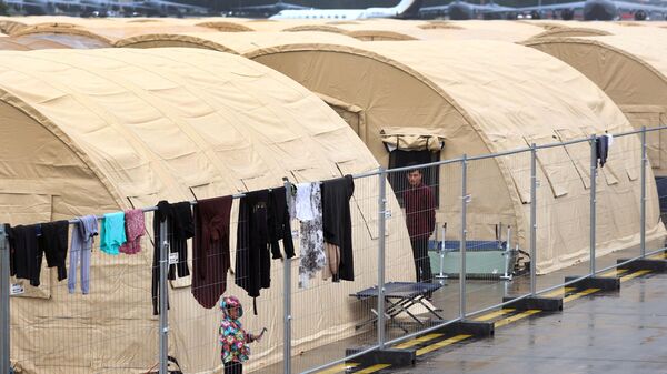 Evacués d'Afghanistan à la base aérienne américaine de Ramstein en Allemagne - Sputnik Afrique