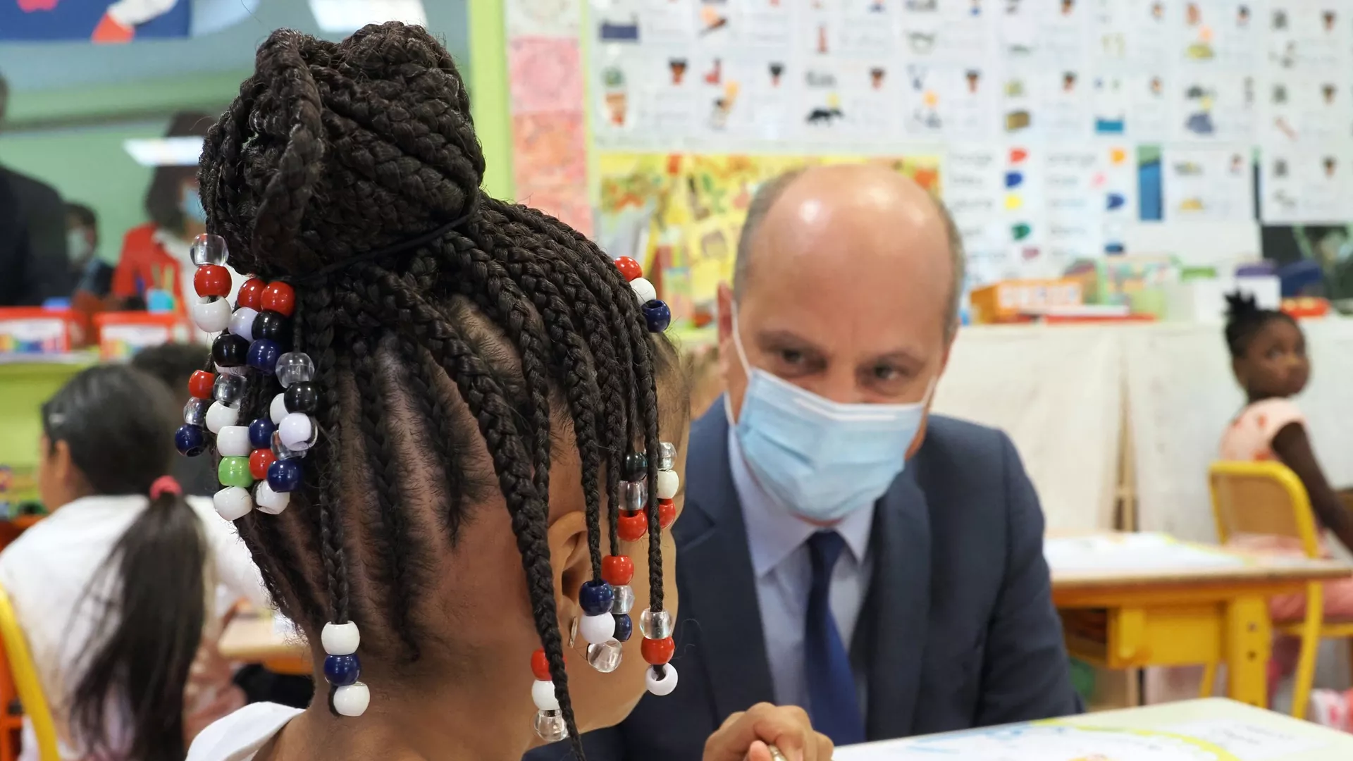 Jean-Michel Blanquer à une école à Chateauroux Jean-Michel Blanquer à une école à Chateauroux - Sputnik Afrique, 1920, 08.10.2021
