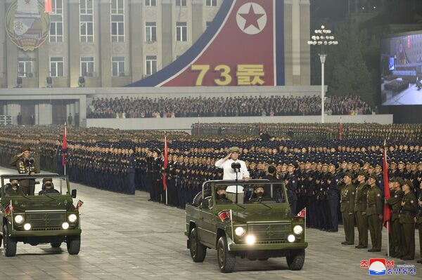 La préparation du défilé a été rapportée par l'armée sud-coréenne. Selon elle, début septembre, environ 10.000 militaires ont été aperçus à Pyongyang, ce qui pourrait indiquer un événement à venir. - Sputnik Afrique