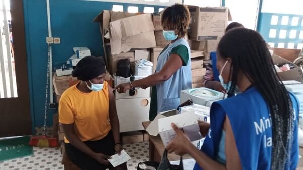 Opération de vaccination au centre de santé d'Adakpamé - Sputnik Afrique