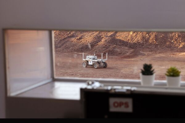 Selon les organisateurs, la station martienne dans le désert du Néguev est le modèle le plus sophistiqué et le plus moderne de complexe de recherche sur Mars. - Sputnik Afrique