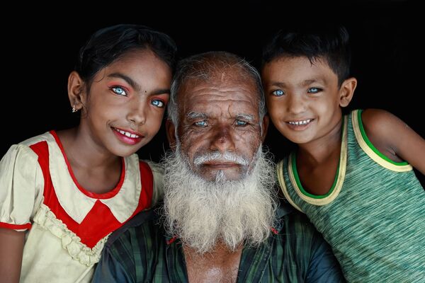 La Beauté des yeux (Beauty of eyes) de Muhammad Amdad Hossain (Bangladesh) a remporté la troisième place dans la catégorie Héros de notre temps. Cliché unique. - Sputnik Afrique