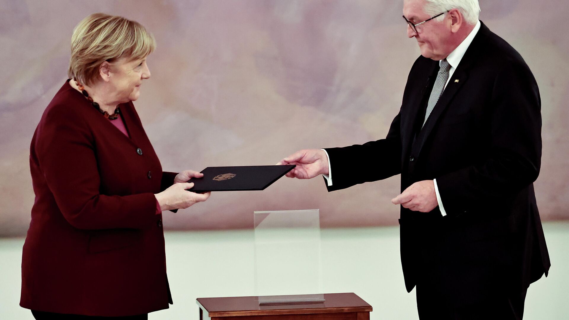 Angela Merkel et Frank-Walter Steinmeier, le 26 octobre 2021 - Sputnik Afrique, 1920, 26.10.2021