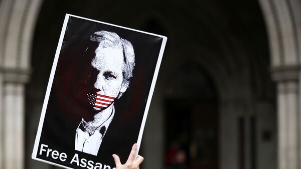Rassemblement en soutien à Julian Assange à Londres - Sputnik Afrique