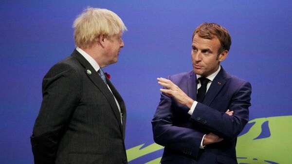 Boris Johnson et Emmanuel Macron  - Sputnik Afrique